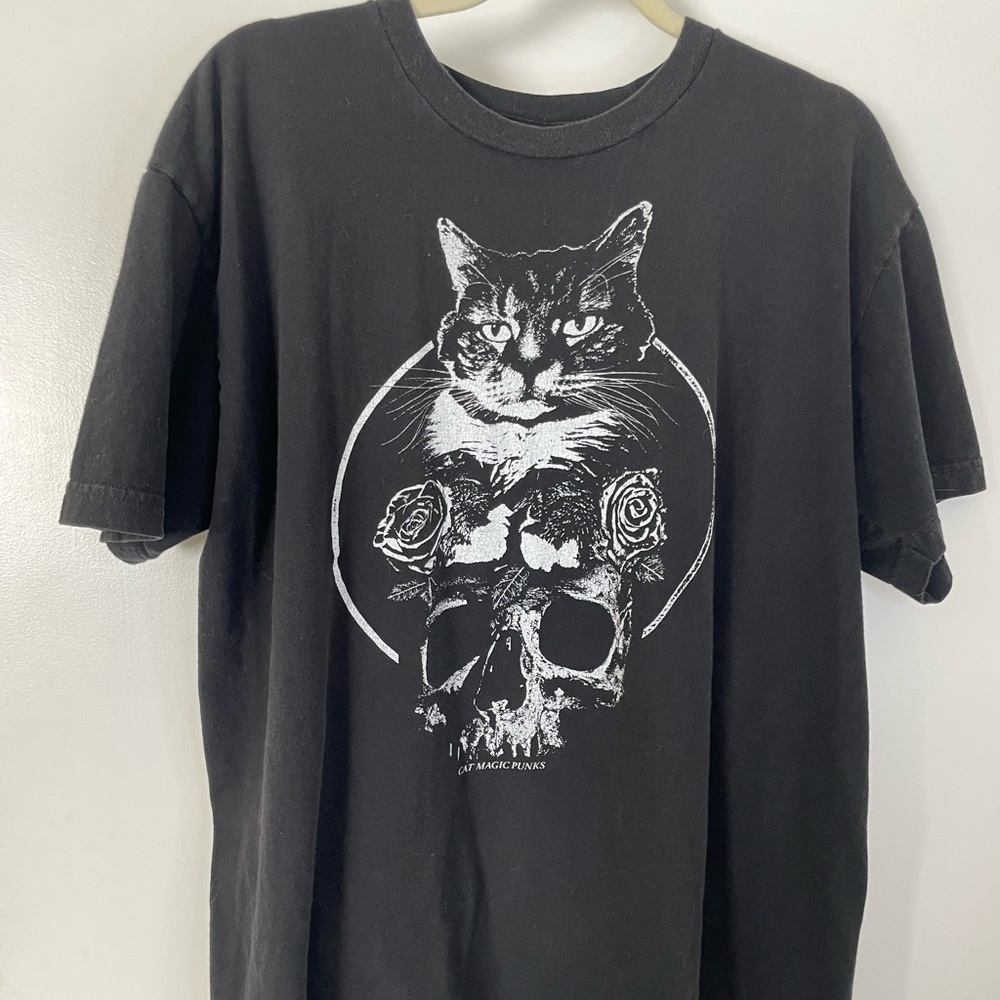 Cat magic punks t shirt